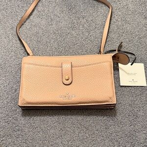 Kate Spade Small Pebbled Leather Crossbody Bag. NWT